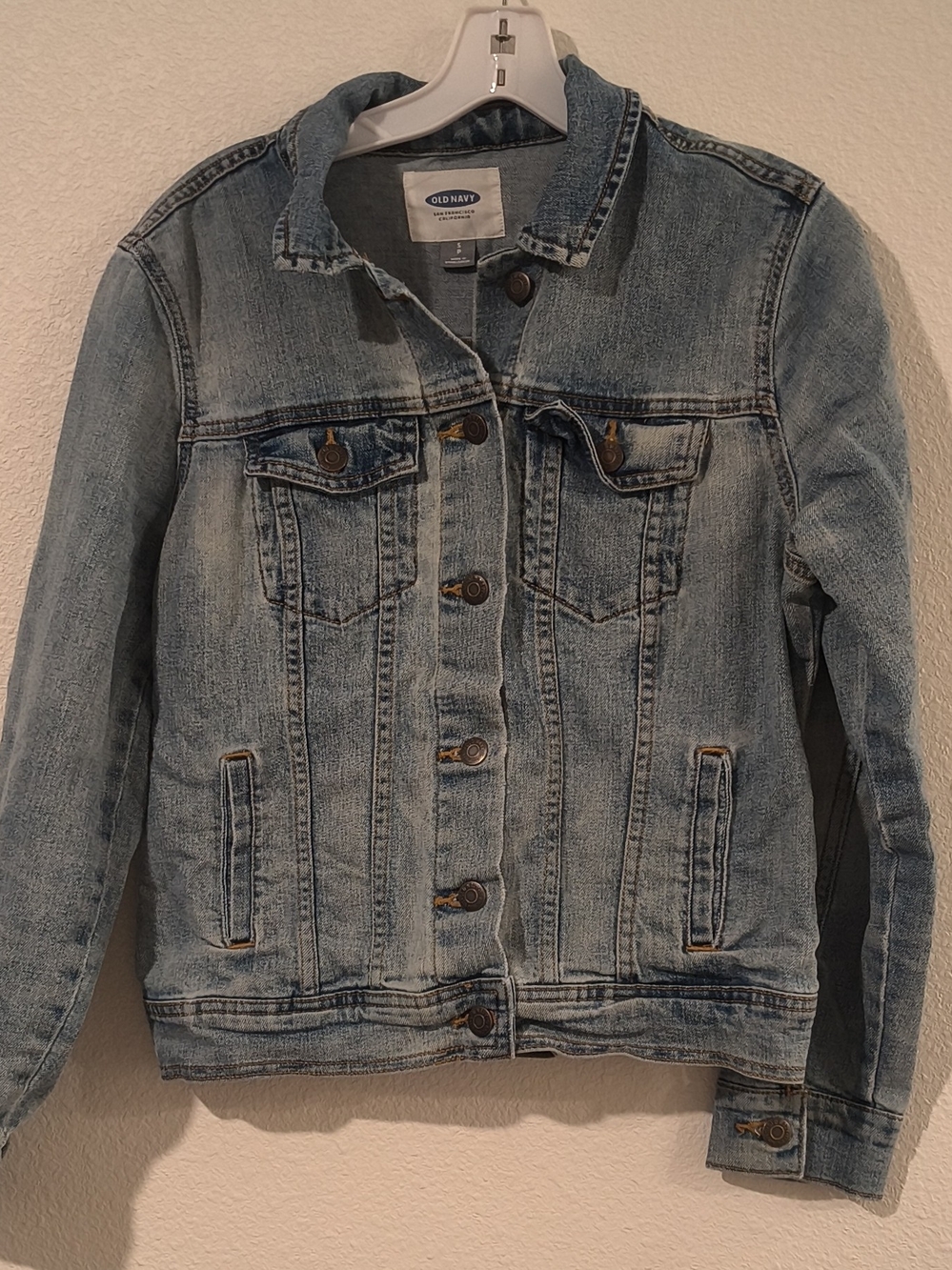 Old Navy Faded Light Blue Denim Jacket for Women